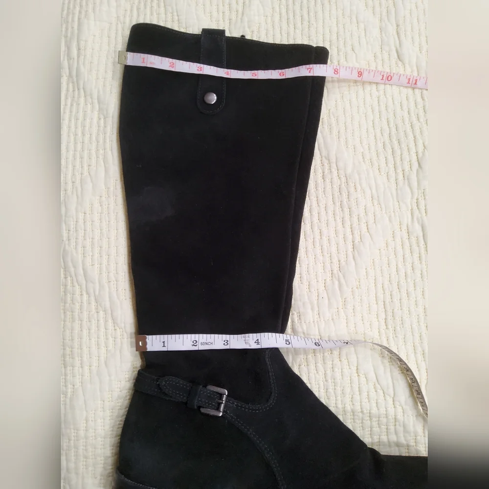 La Canadienne Suede Tall Boots Size 8,5